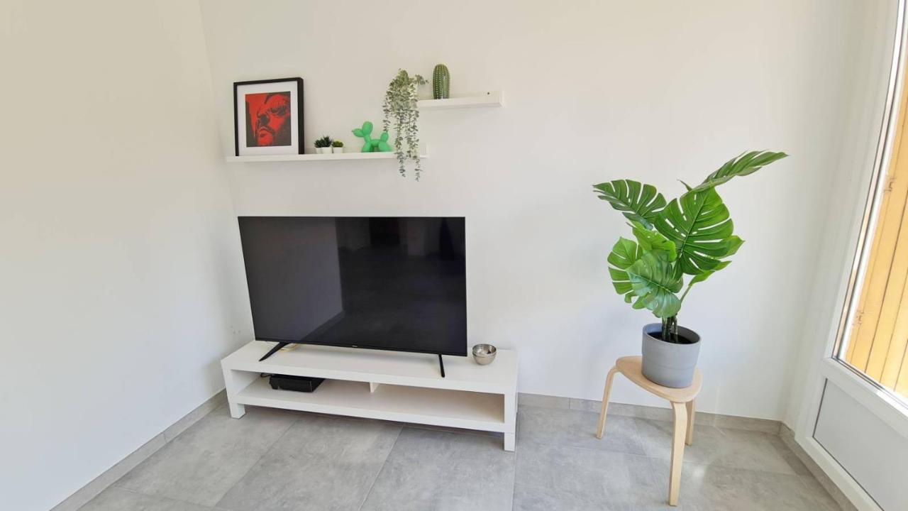 Apartment Maxbnb - T2 Balcon 50m2 - Climatise - Ouest - *